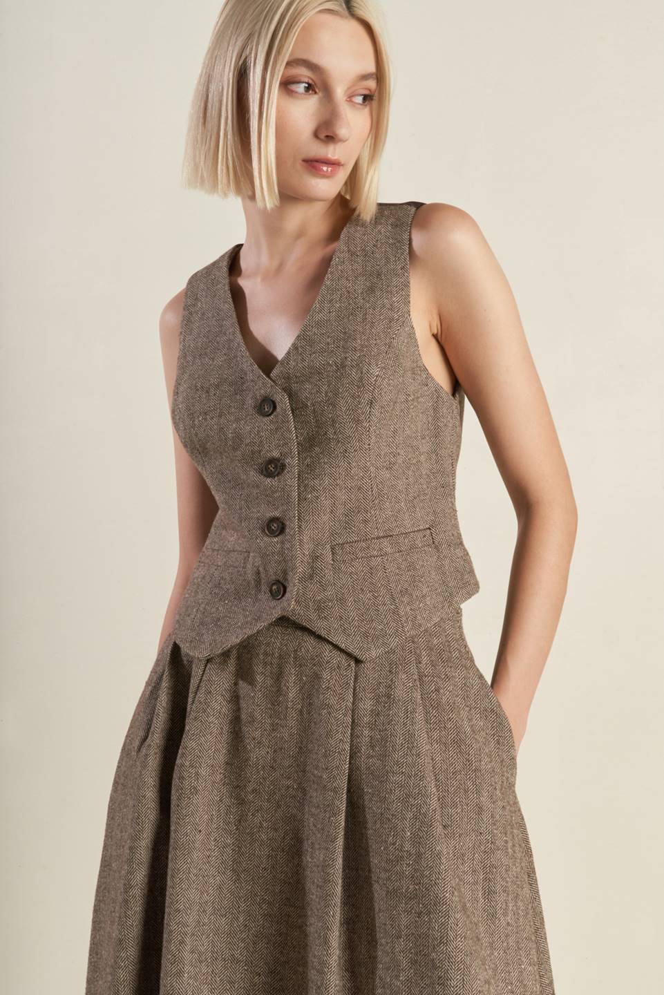 VIBRANT DAZE WOVEN VEST Flying Tomato
